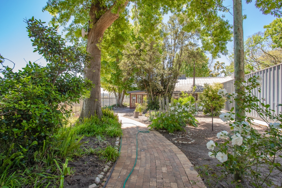 11 Bedroom Property for Sale in Franschhoek Rural Western Cape